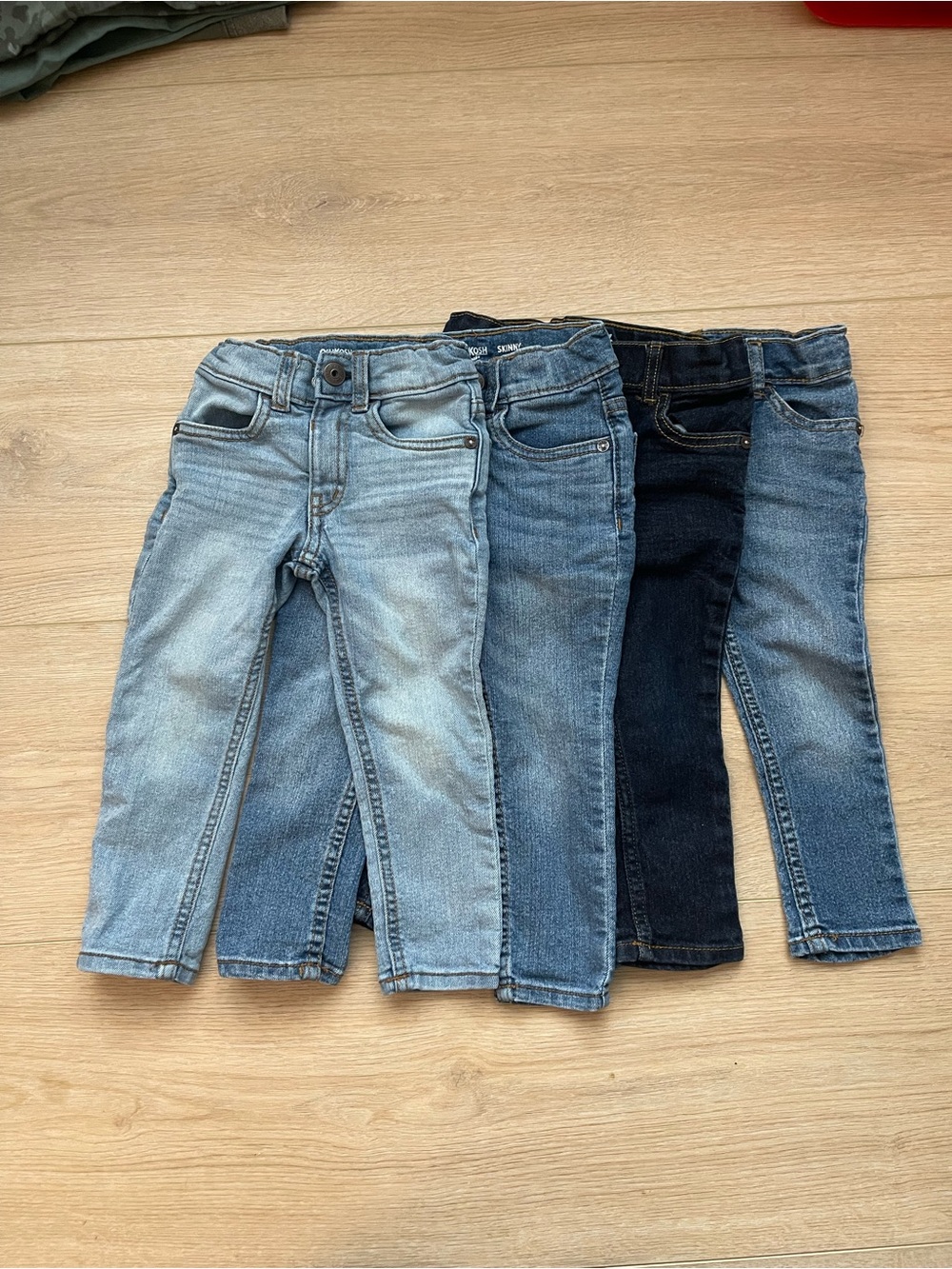 4 pair of skinny jeans